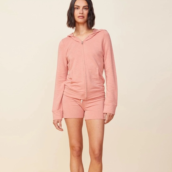 NWT, Monrow, Supersoft full zip hoodie with kangaroo pockets in coral - Picture 2 of 9